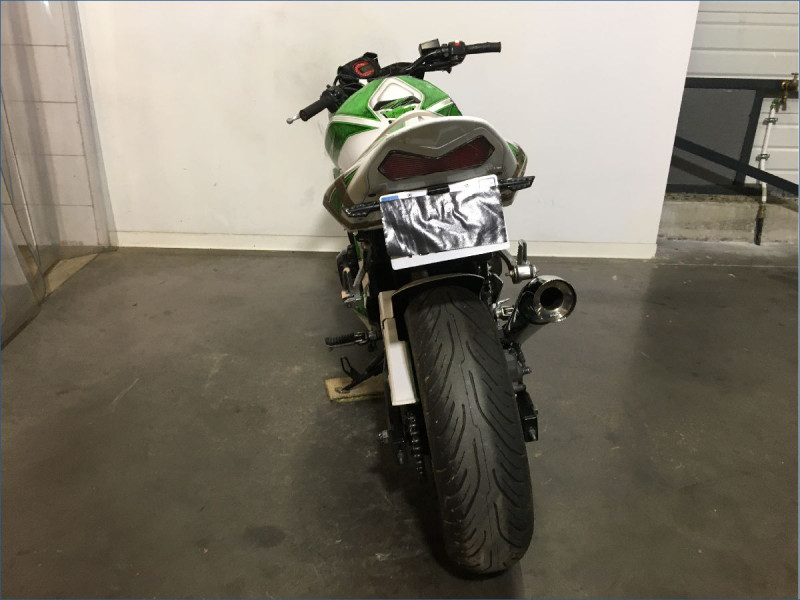 KAWASAKI Z750 