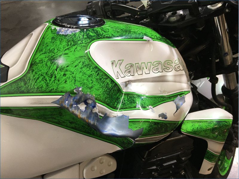KAWASAKI Z750 