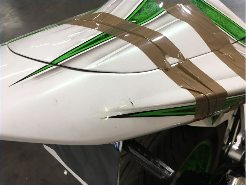 KAWASAKI Z750 