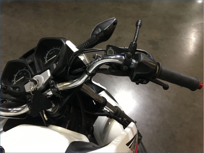 HONDA CB125F 