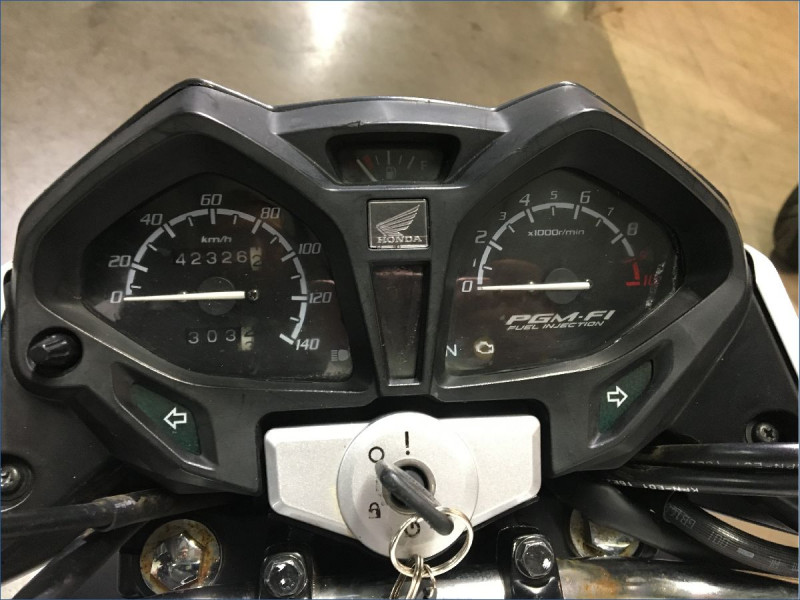 HONDA CB125F 