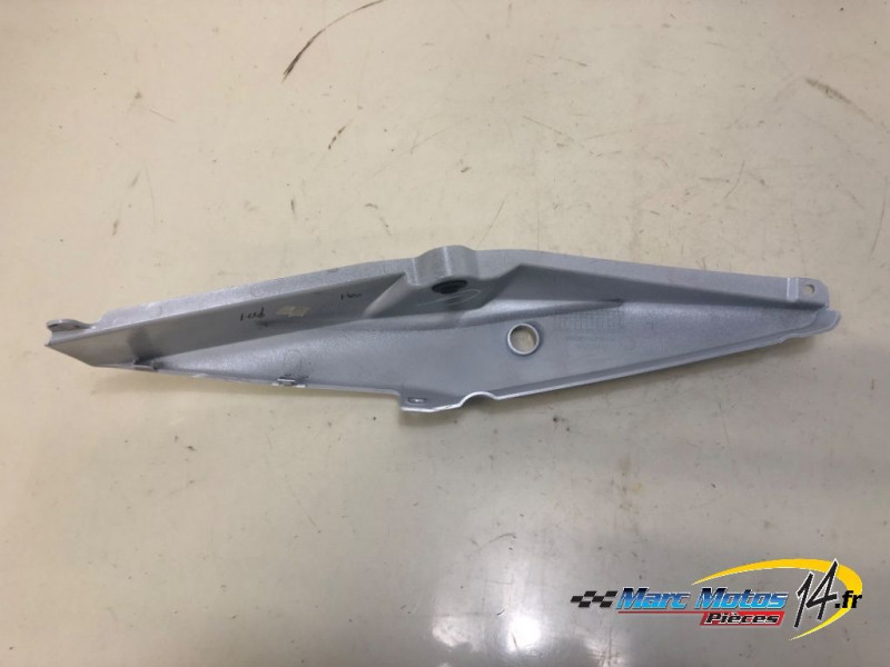 CACHE LATERAL GAUCHE KAWASAKI 650 VERSYS ABS MTT1 2013