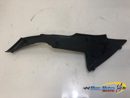 CACHE LATERAL INTERMEDIAIRE DROIT KAWASAKI 650 VERSYS ABS MTT1 2013