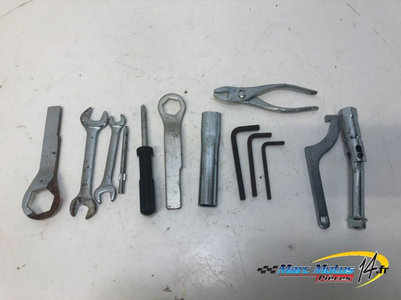 TROUSSE A OUTILS KAWASAKI 650 VERSYS ABS MTT1 2013