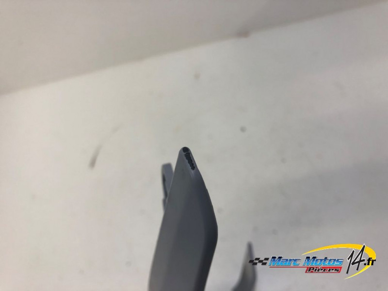 CACHE LATERAL GAUCHE YAMAHA MT07 ABS A2 2021