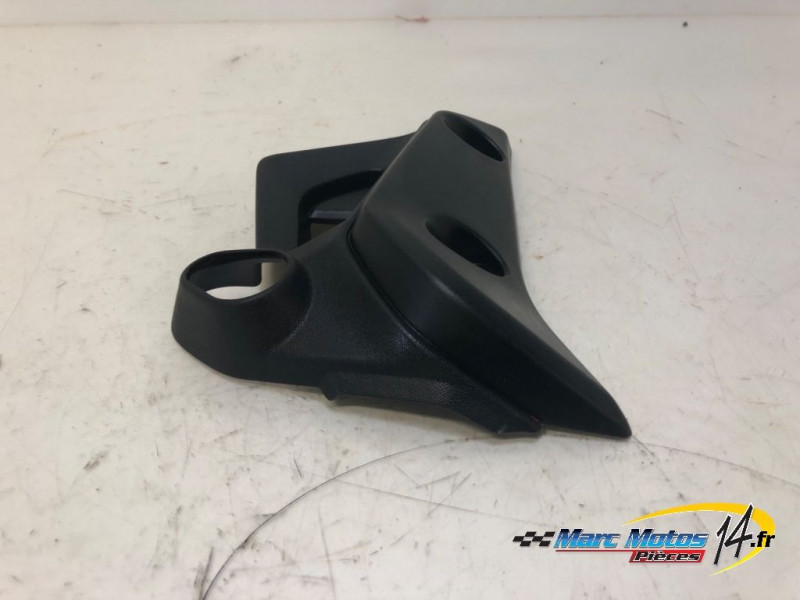 ECOPE DE RADIATEUR GAUCHE YAMAHA MT07 ABS A2 2021