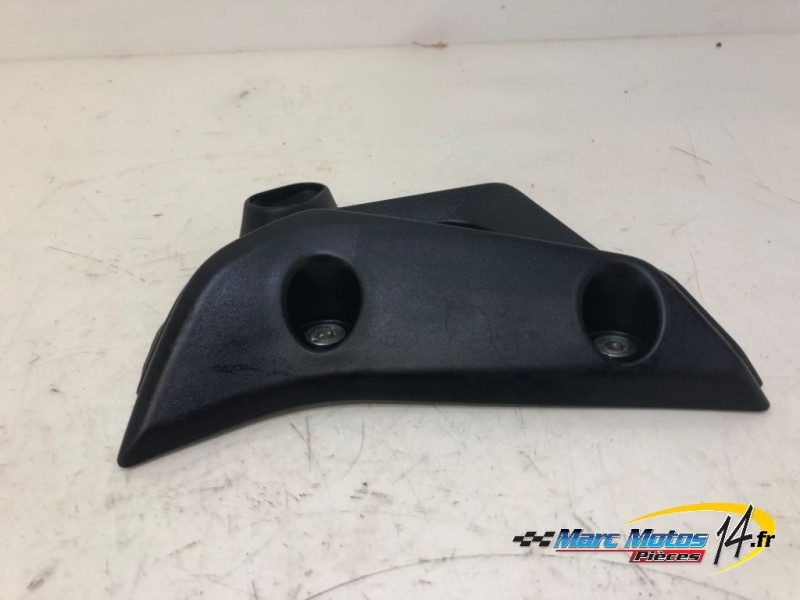 ECOPE DE RADIATEUR GAUCHE YAMAHA MT07 ABS A2 2021