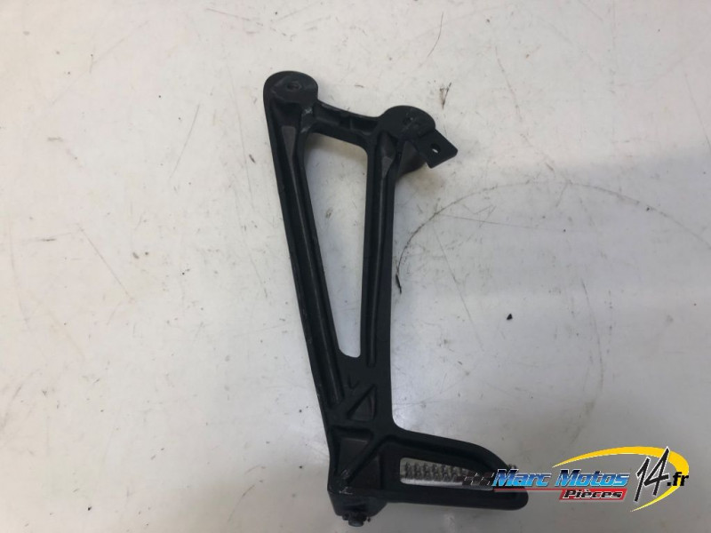 PLATINE ARRIERE DROITE YAMAHA MT07 ABS A2 2021