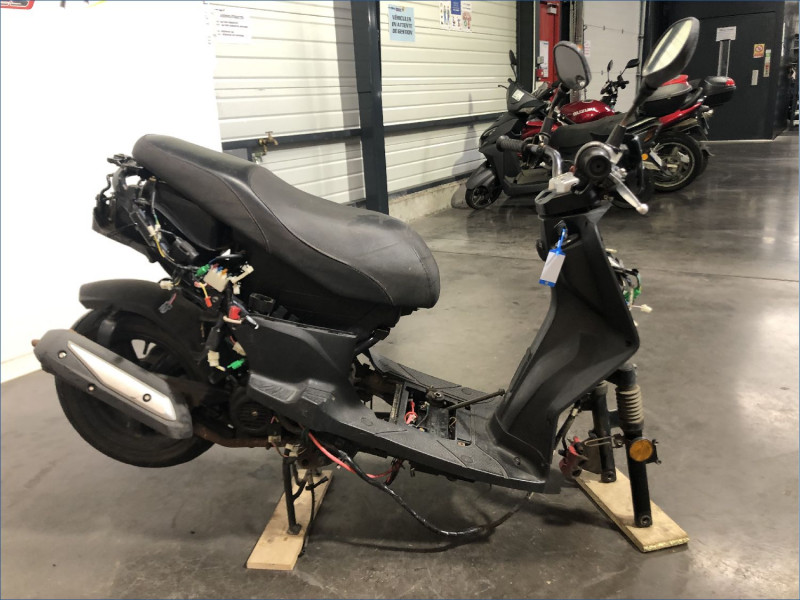 SYM 50 CROX 