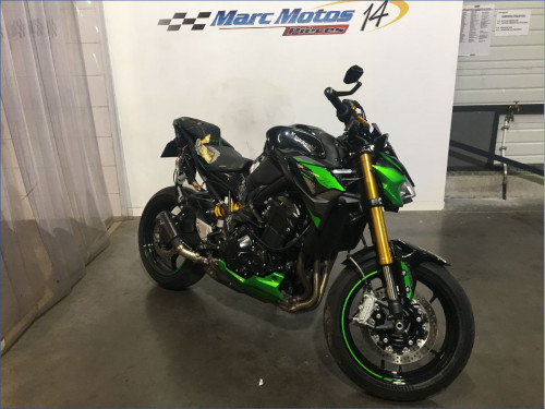 KAWASAKI Z900 
