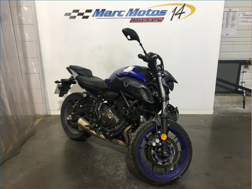 YAMAHA MT07 