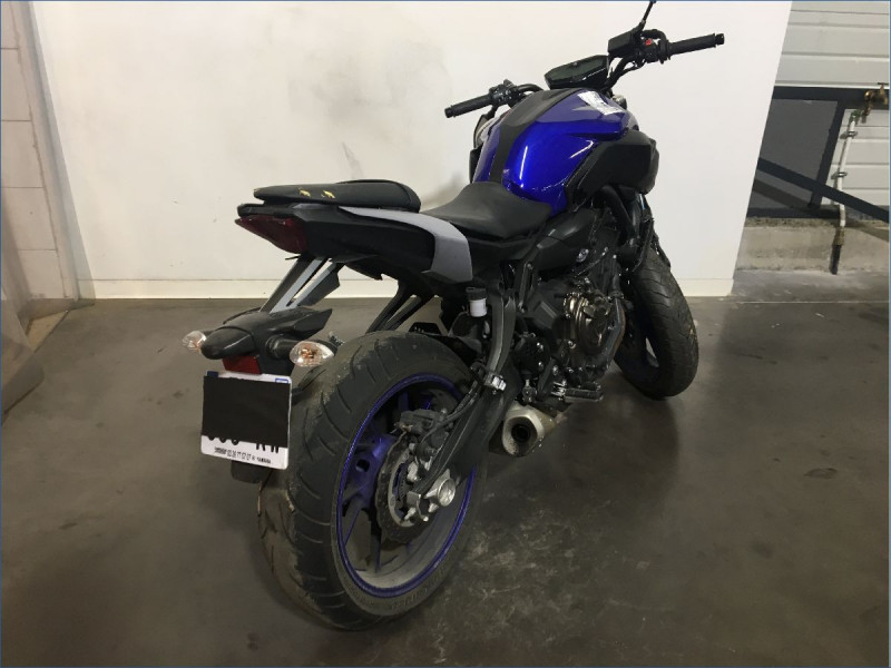 YAMAHA MT07 