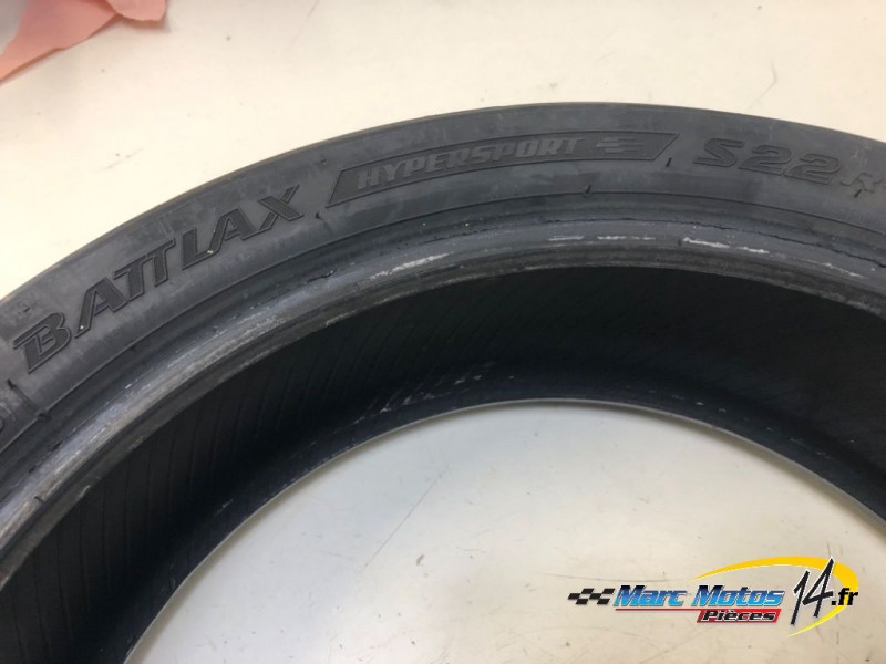 BRIDGESTONE BATTLAX S22 HYPERSPORT 180/55-17