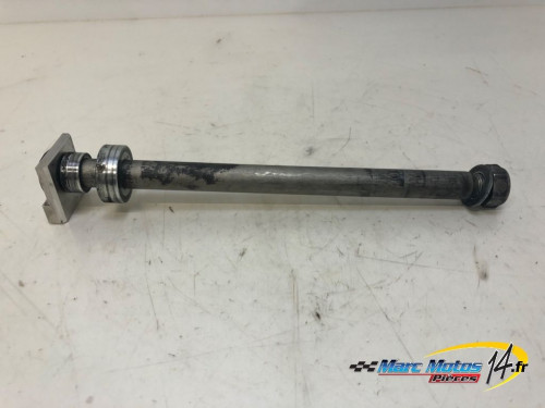 AXE DE ROUE ARRIERE YAMAHA MT09 2018