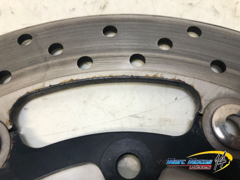 DISQUE AVANT GAUCHE YAMAHA MT09 2018