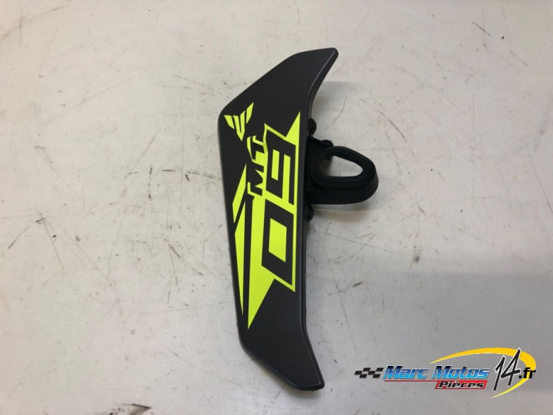ECOPE DE RADIATEUR GAUCHE YAMAHA MT09 2018