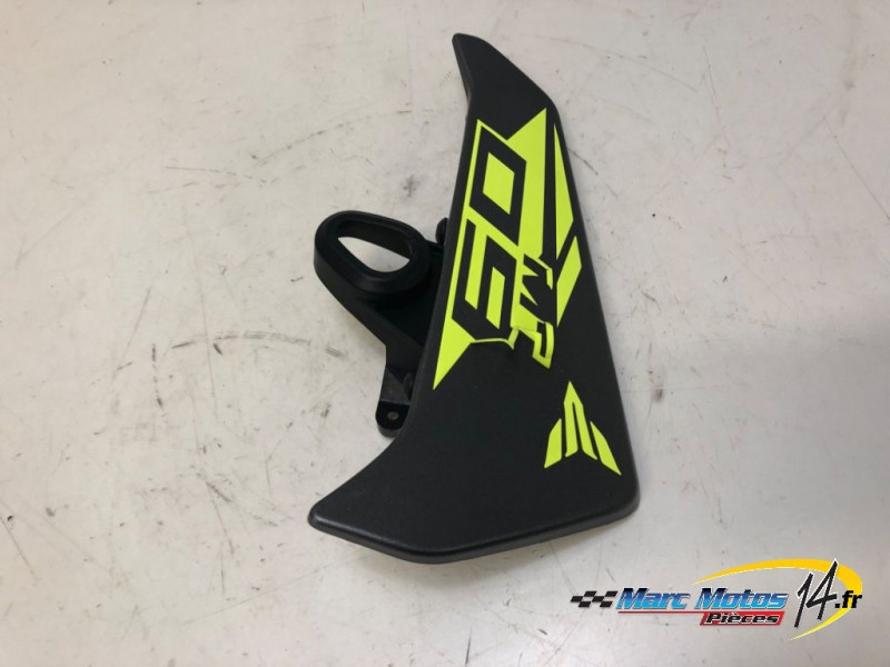 ECOPE DE RADIATEUR GAUCHE YAMAHA MT09 2018