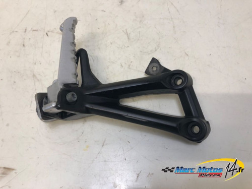 PLATINE ARRIERE DROITE YAMAHA MT09 2018