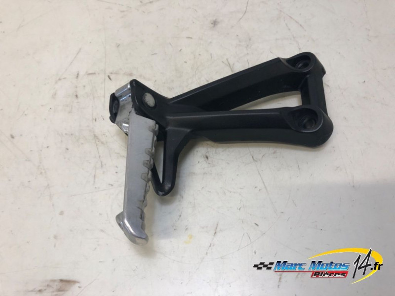PLATINE ARRIERE GAUCHE YAMAHA MT09 2018