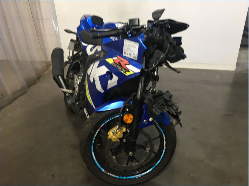 SUZUKI 125 GSX-R 
