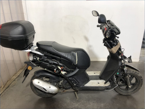 PEUGEOT 50 KISBEE 