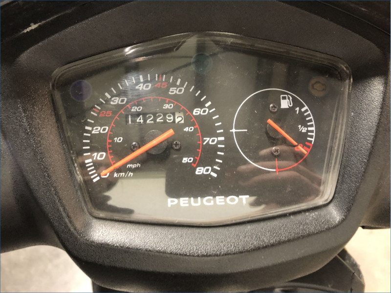 PEUGEOT 50 KISBEE 