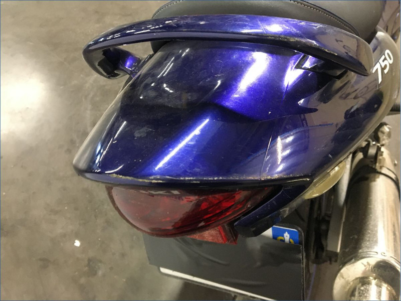 SUZUKI 750 GSXF 