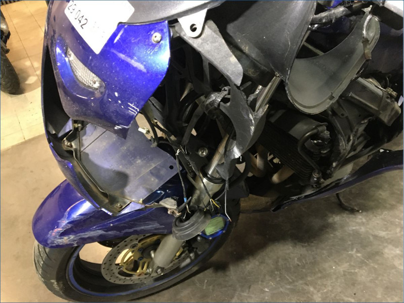 SUZUKI 750 GSXF 