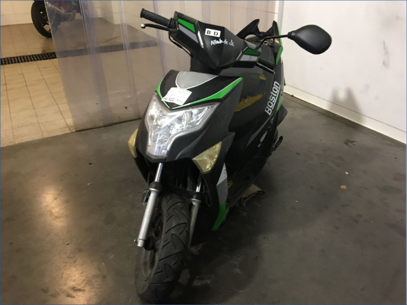 TNT MOTOR LJ50QT BOSTON