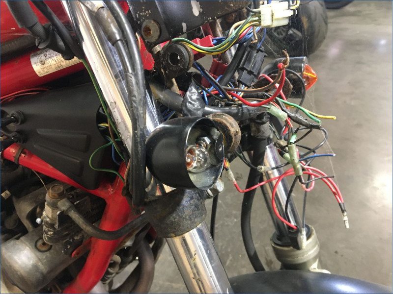 YAMAHA 600 XJN 