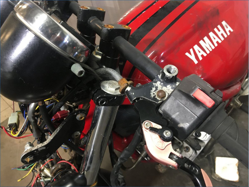 YAMAHA 600 XJN 