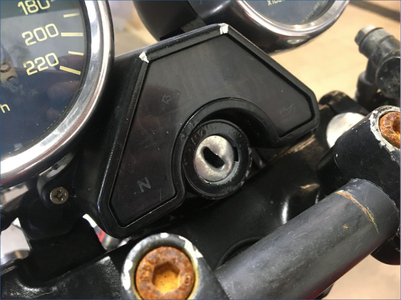 YAMAHA 600 XJN 