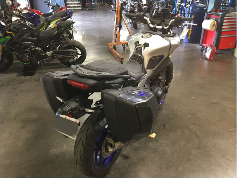 YAMAHA MT09 TRACER GT