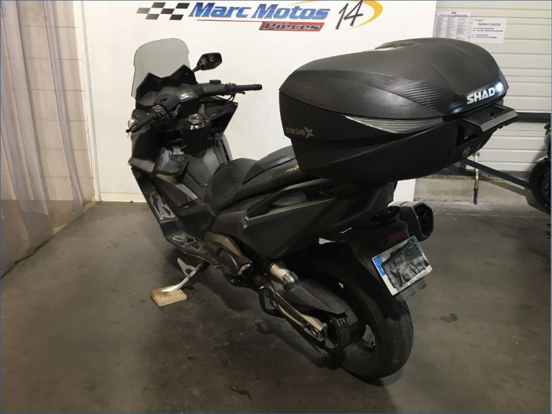 KYMCO 550 AK 