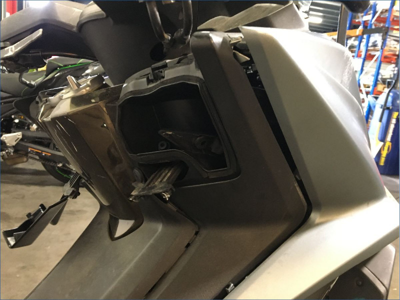 KYMCO 550 AK 