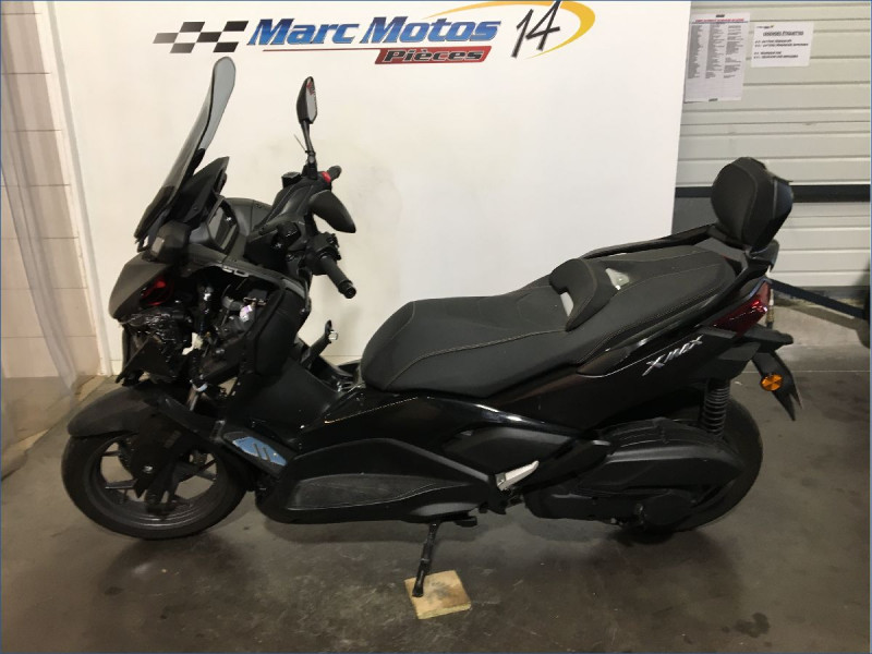 YAMAHA 125 XMAX 