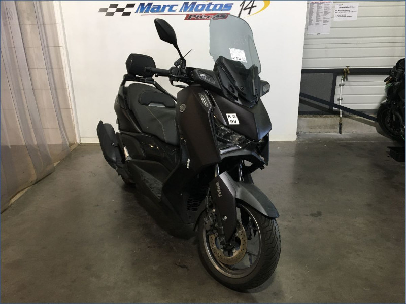 YAMAHA 125 XMAX 
