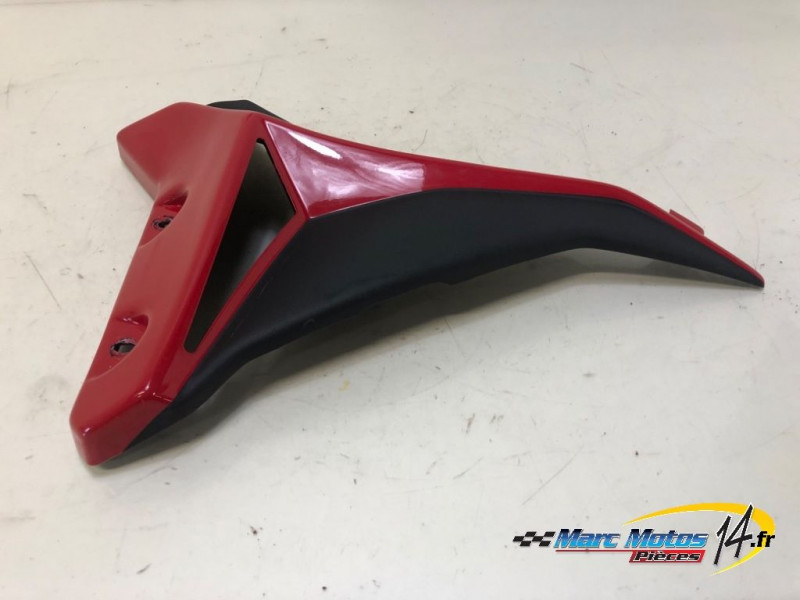 ECOPE DE RADIATEUR GAUCHE YAMAHA MT07 A2 2014
