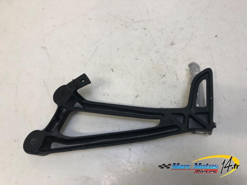 PLATINE ARRIERE DROITE YAMAHA MT07 A2 2014