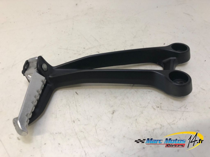 PLATINE ARRIERE GAUCHE YAMAHA MT07 A2 2014