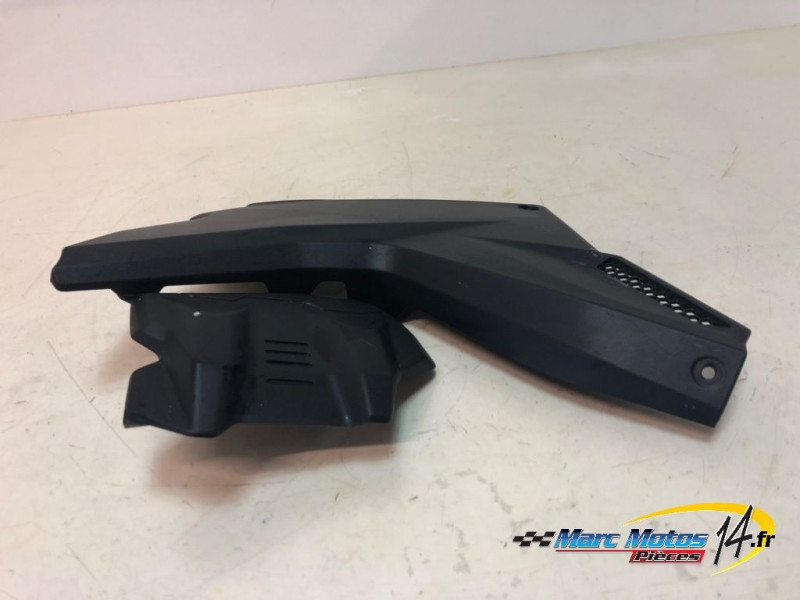 CACHE LATERAL INTERMEDIAIRE DROIT DUCATI 1200 MULTISTRADA V4 S 2022