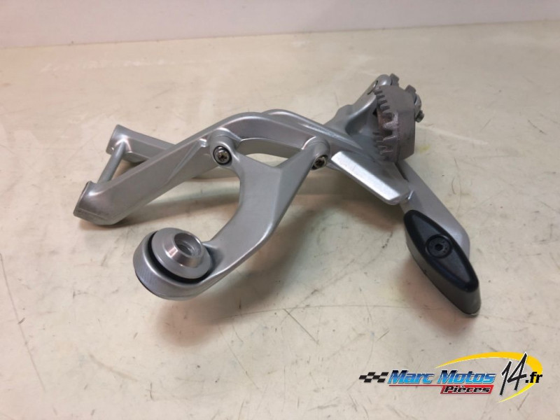 PLATINE ARRIERE DROITE DUCATI 1200 MULTISTRADA V4 S 2022