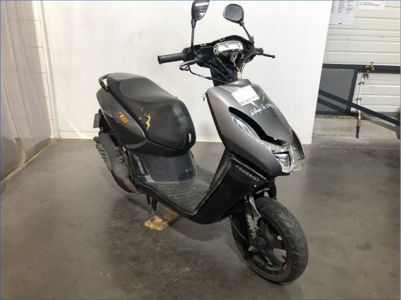 PEUGEOT 50 KISBEE RS
