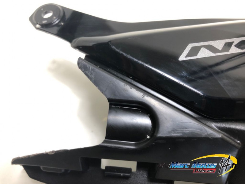 CACHE LATERAL INTERMEDIAIRE DROIT HONDA NC700S 35KW 2012