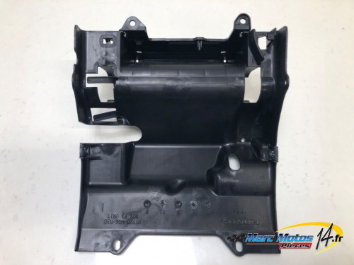 PLASTIQUES ET CAOUTCHOUCS DIVERS HONDA NC700S 35KW 2012
