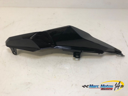 CACHE LATERAL GAUCHE HONDA CBR650R ABS 2021