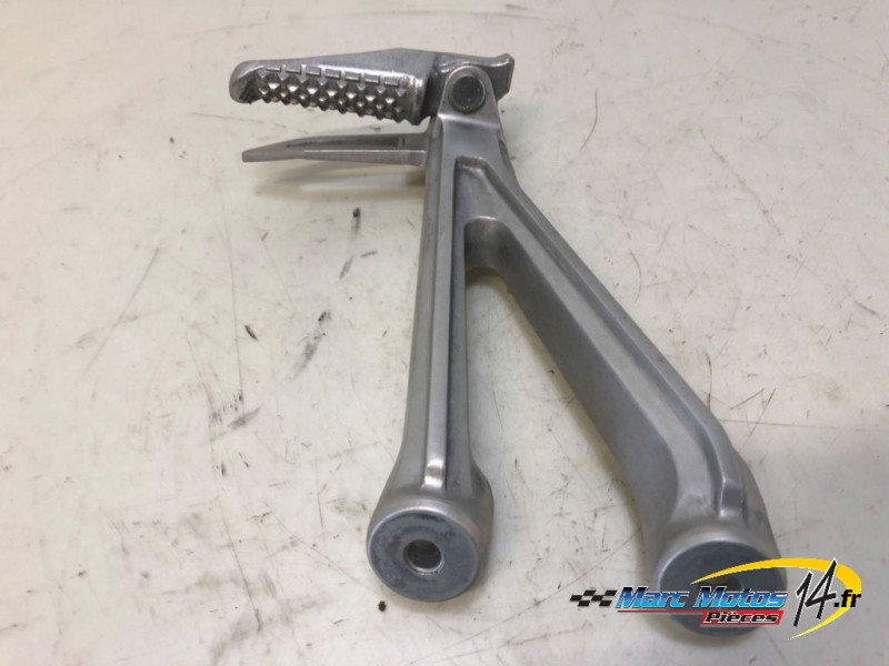 PLATINE ARRIERE GAUCHE HONDA CBR650R ABS 2021