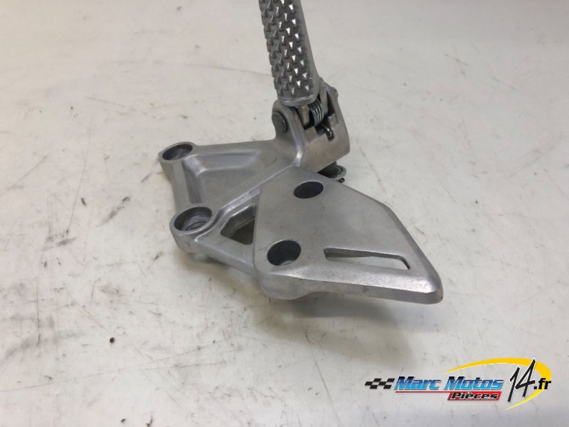 PLATINE AVANT DROITE HONDA CBR650R ABS 2021