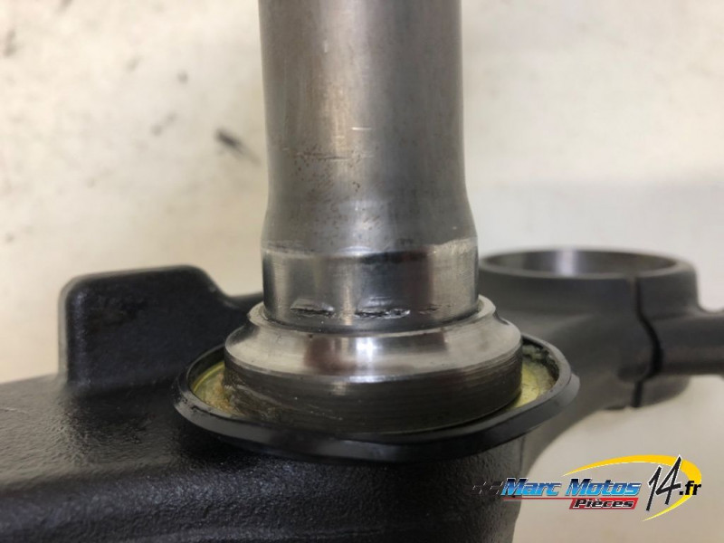 TE DE FOURCHE INFERIEUR HONDA CBR650R ABS 2021