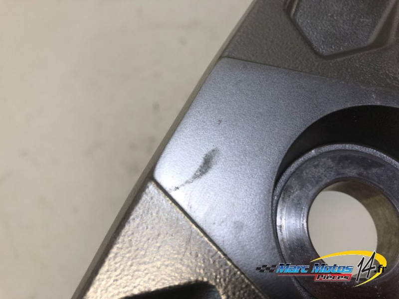 TE DE FOURCHE SUPERIEUR HONDA CBR650R ABS 2021